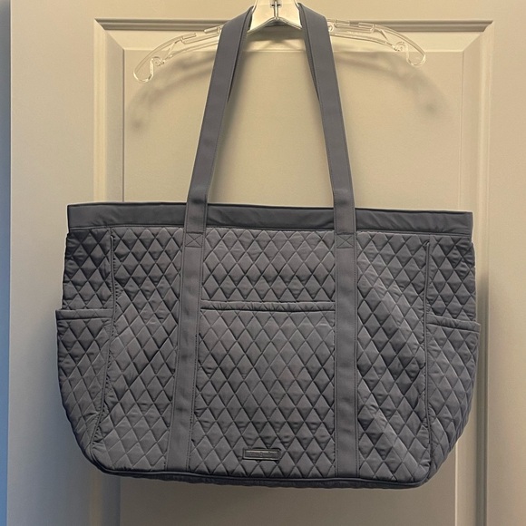 Vera Bradley Handbags - NWT Vera Bradley Get Going Tote in Rustic Blue